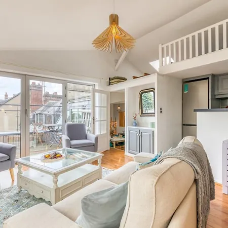 Ipso Rooftop Avec Terrasse * روان